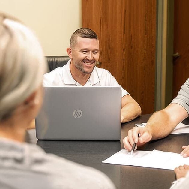 Business meeting with engaged participants.